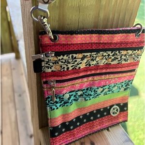 Hip Klip  keep your hands free